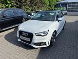 Audi A1 Sportback S line Sportpaket*NAVI*PDC*SHZ*LED - Audi A1 aus 2012: Sportback