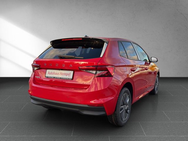 Skoda Fabia Tour*SHZ*2xPDC*CAM*LANE*KESSY*