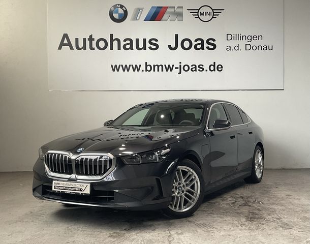 BMW 530e 19" LMR, Panorama-Glasdach, Sitzbelüftung v