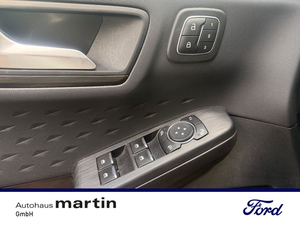 Fahrzeugabbildung Ford Kuga 1.5 Vignale SHZ KAMERA NAVI ACC HUD B&O LED