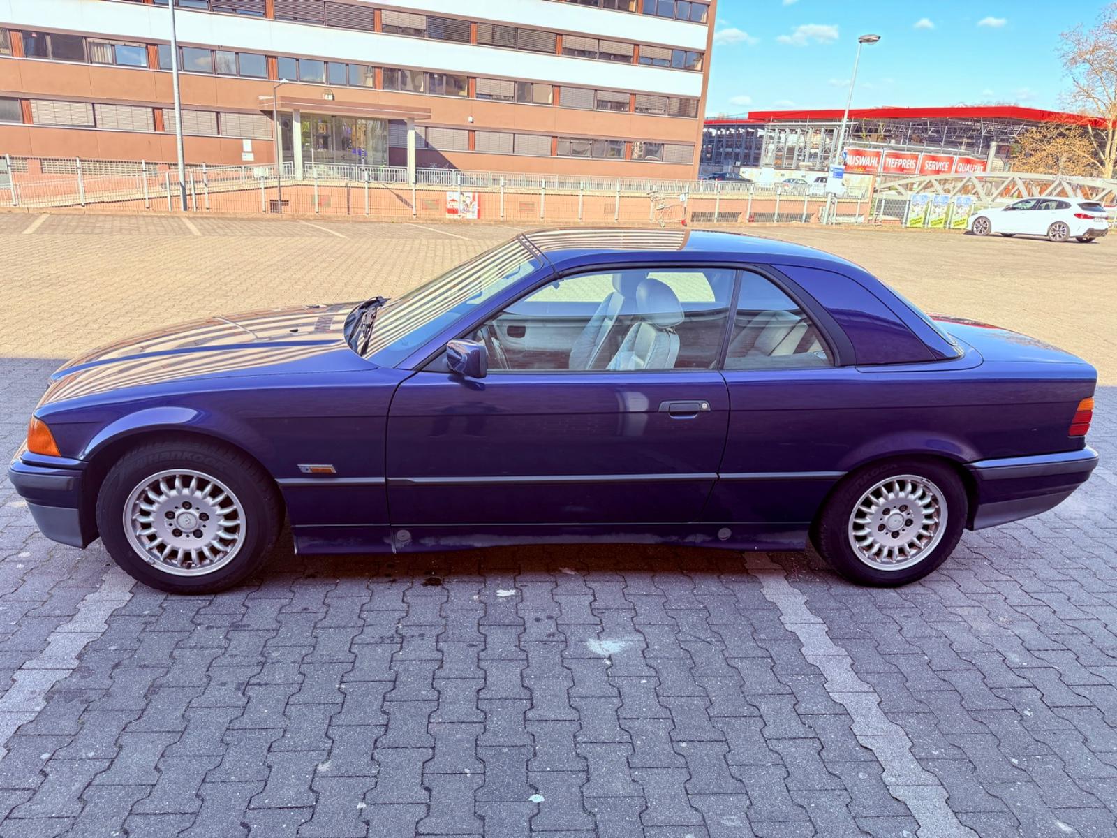 BMW 320i Cabrio, Hardtop