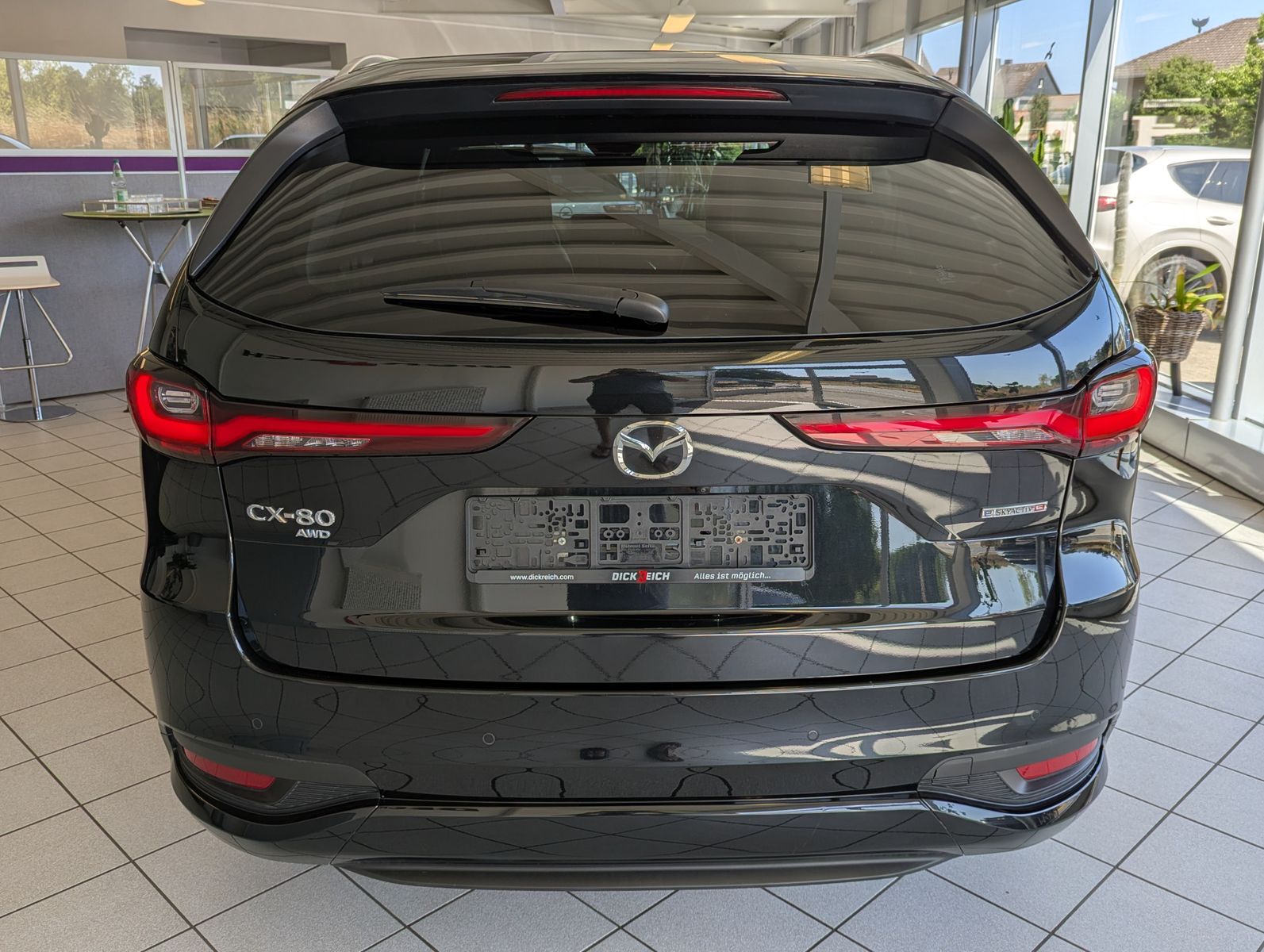 Fahrzeugabbildung Mazda CX-80 3.3L E-SKYACTIV D 254 HOMURA+ 6-Sitze Pano