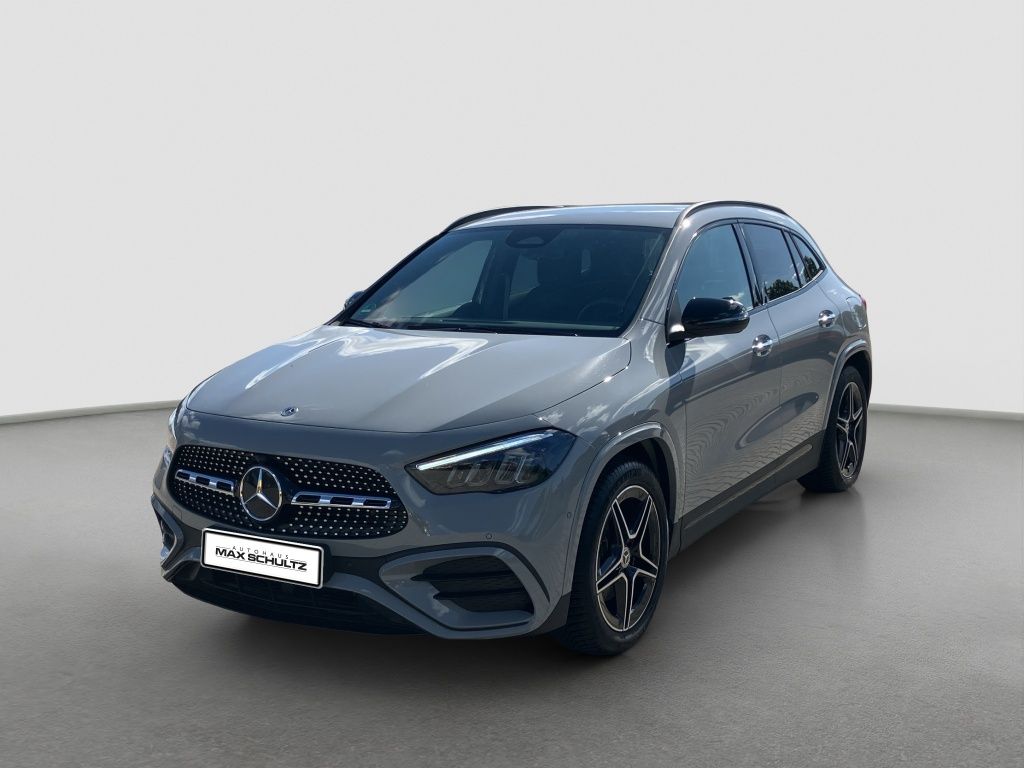 Fahrzeugabbildung Mercedes-Benz GLA 200 AMG Line*Night Paket*el. Heckklappe*LED