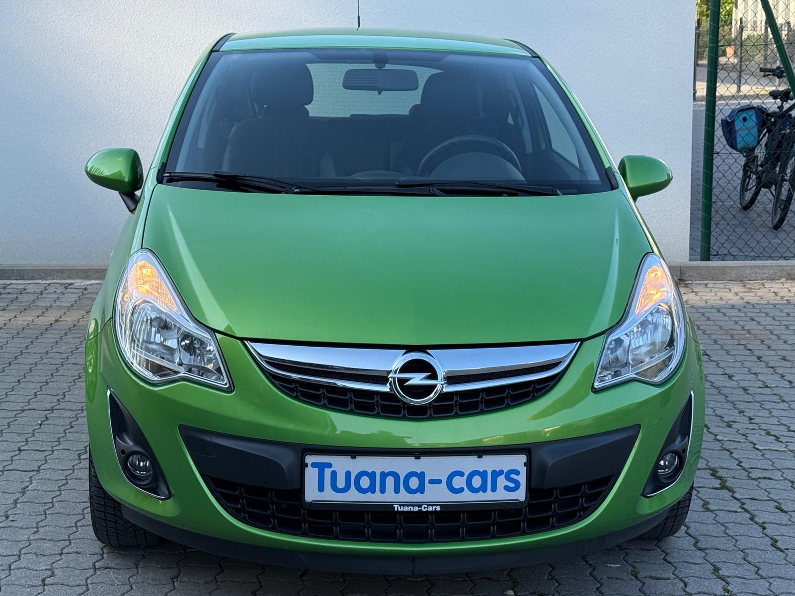 Opel Corsa D Klima+Sitz und Lenkradheizung+Tempomat