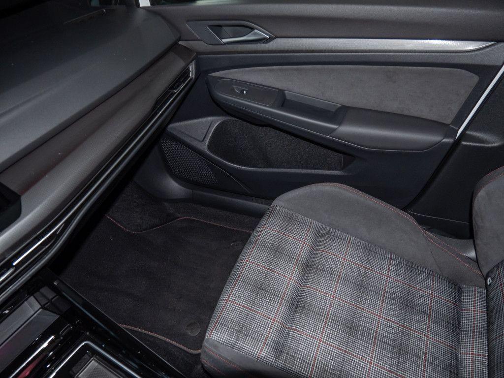 Volkswagen Golf VIII GTI 2.0 TSI LED APP Keyless ParkAssist, миниатюра 14