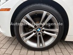 BMW 320i Sport Line Autom*Leder*Xenon*S-Dach*RFK*PDC