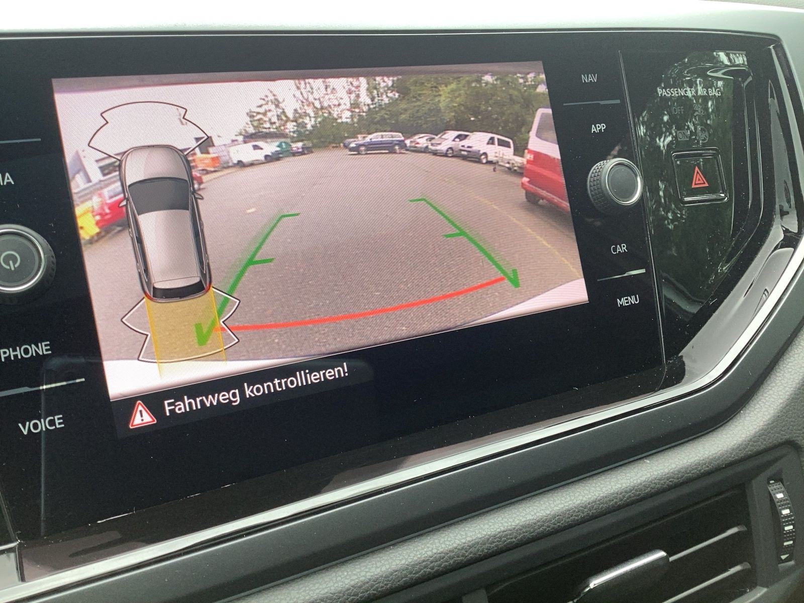 Fahrzeugabbildung Volkswagen Polo R-Line DSG MATRIX RFK PANO