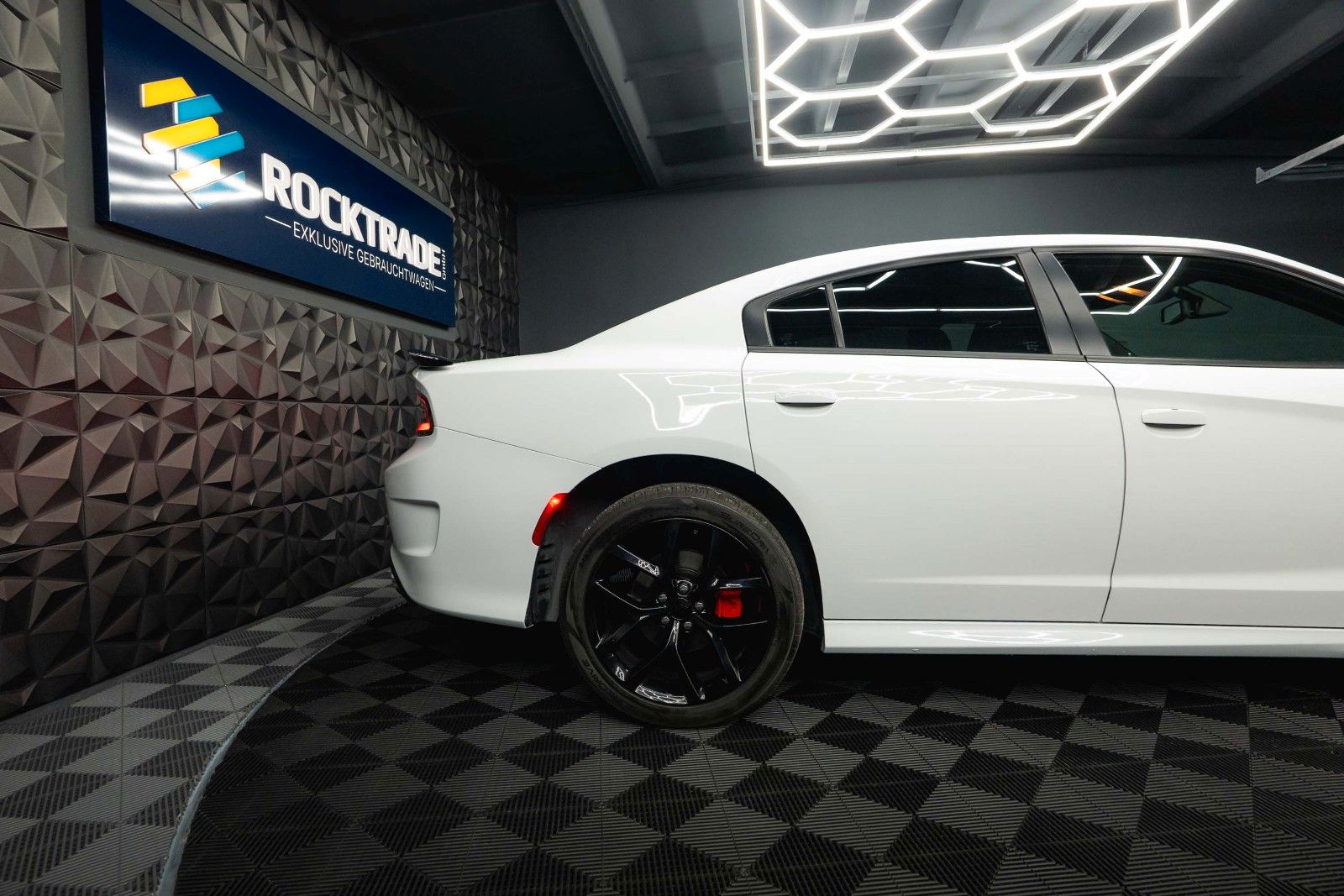 Fahrzeugabbildung Dodge Charger 3.6 4x4 SRT Styling *Kamera*LED*20 Zoll*