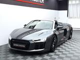 Audi R8 Spyder 5.2 FSI Quattro Plus*Carbon*Keramik* - Audi R8 plus Gebrauchtwagen
