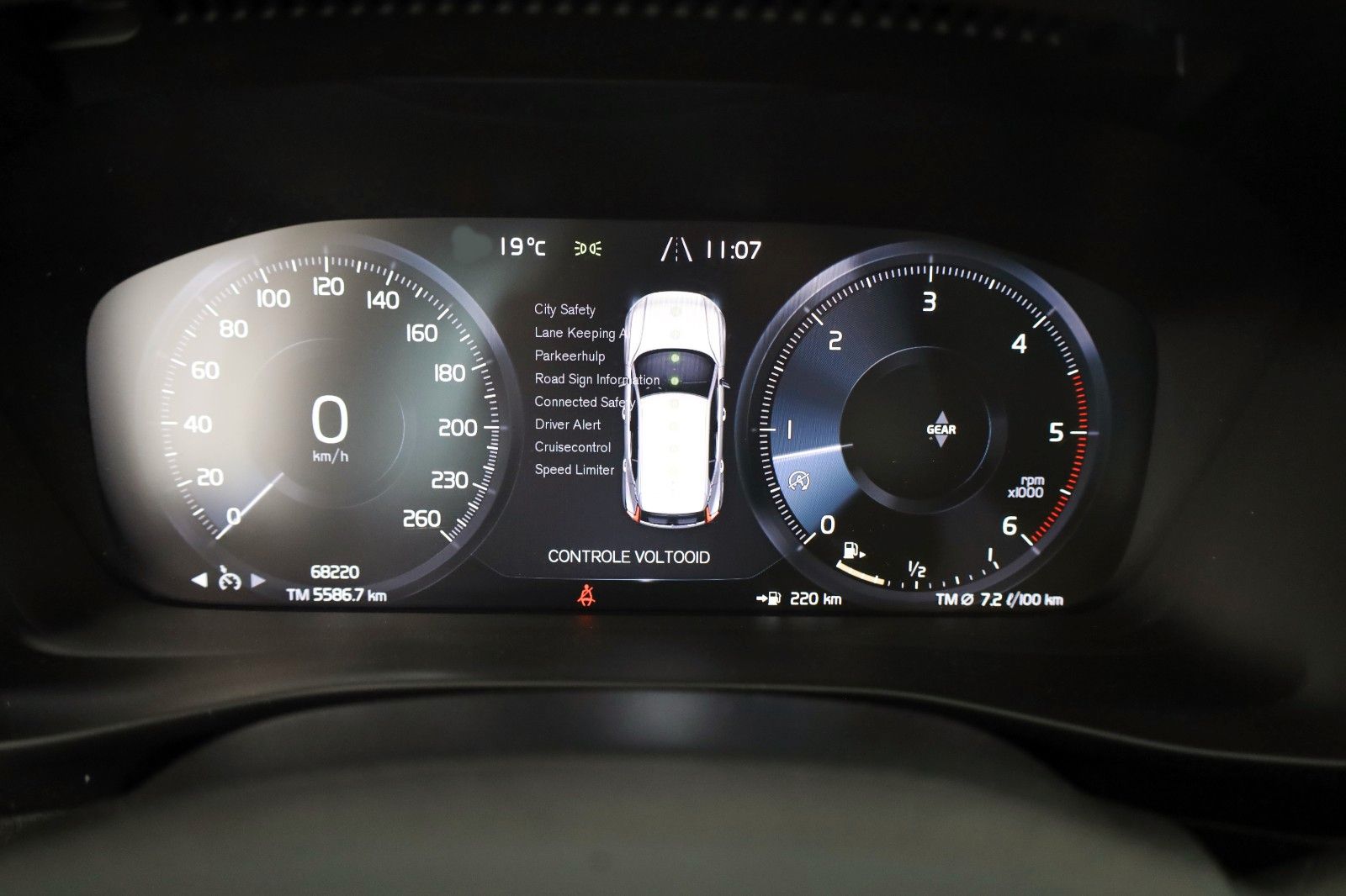 Fahrzeugabbildung Volvo XC40 Momentum Pro,Navi,LED,PDC,Carplay