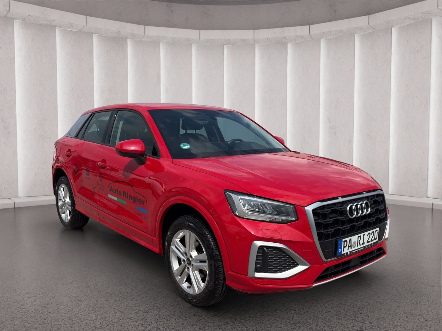 Audi Q2 CLIMATR+ALU+PDC imagem 3