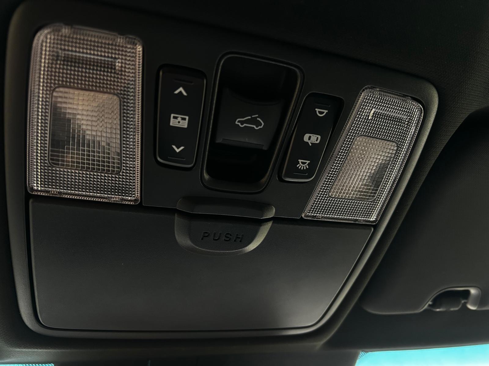 Kia Ceed 1.6 T-GDI GT-Track*PANO*KEYLESS*NAP*RFK*