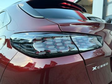 Kia XCeed 1.6T GT-Line 180 DCT7 Glasdach Navi Kamera