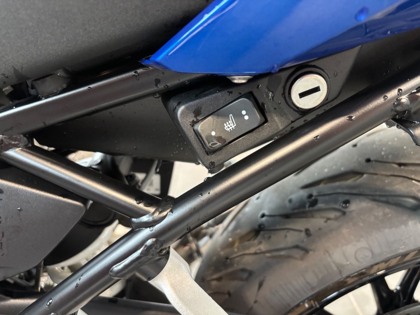 Fahrzeugabbildung BMW R 1250 R Style Sport 4 Pakete