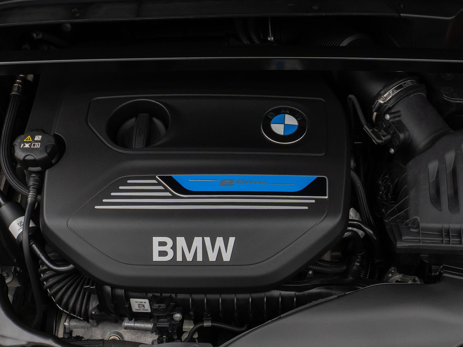 Fahrzeugabbildung BMW X1 xD25e Sport Line Kamera HUD DAB HiFi Komfort