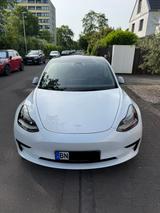 Tesla Model 3 Standard Range Plus RWD - Tesla Model 3 in Bonn