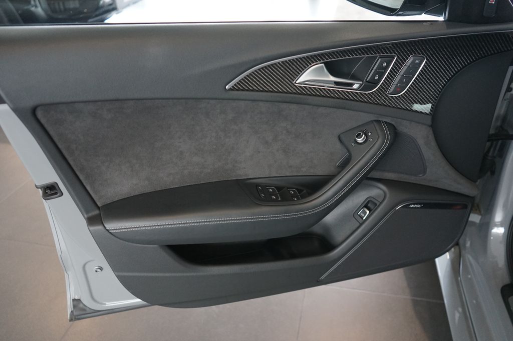 Audi RS6 performance | HuD | Pano | Keramik | 305km/h Audi RS6 performance | HuD | Pano | Keramik | 305km/h