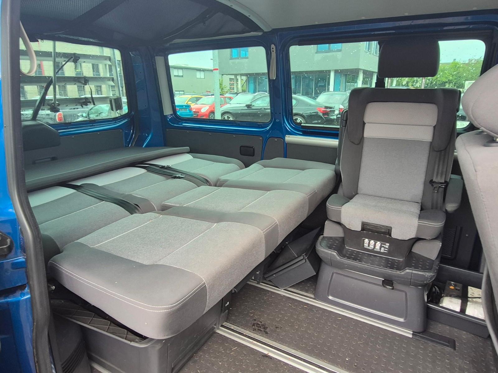 Volkswagen T5 Multivan  Bus 2.5 TDI AHK Klima