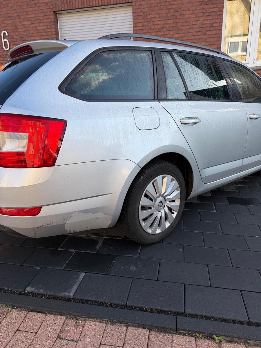 Skoda Octavia 2015 — engine 110 HP (81kW)