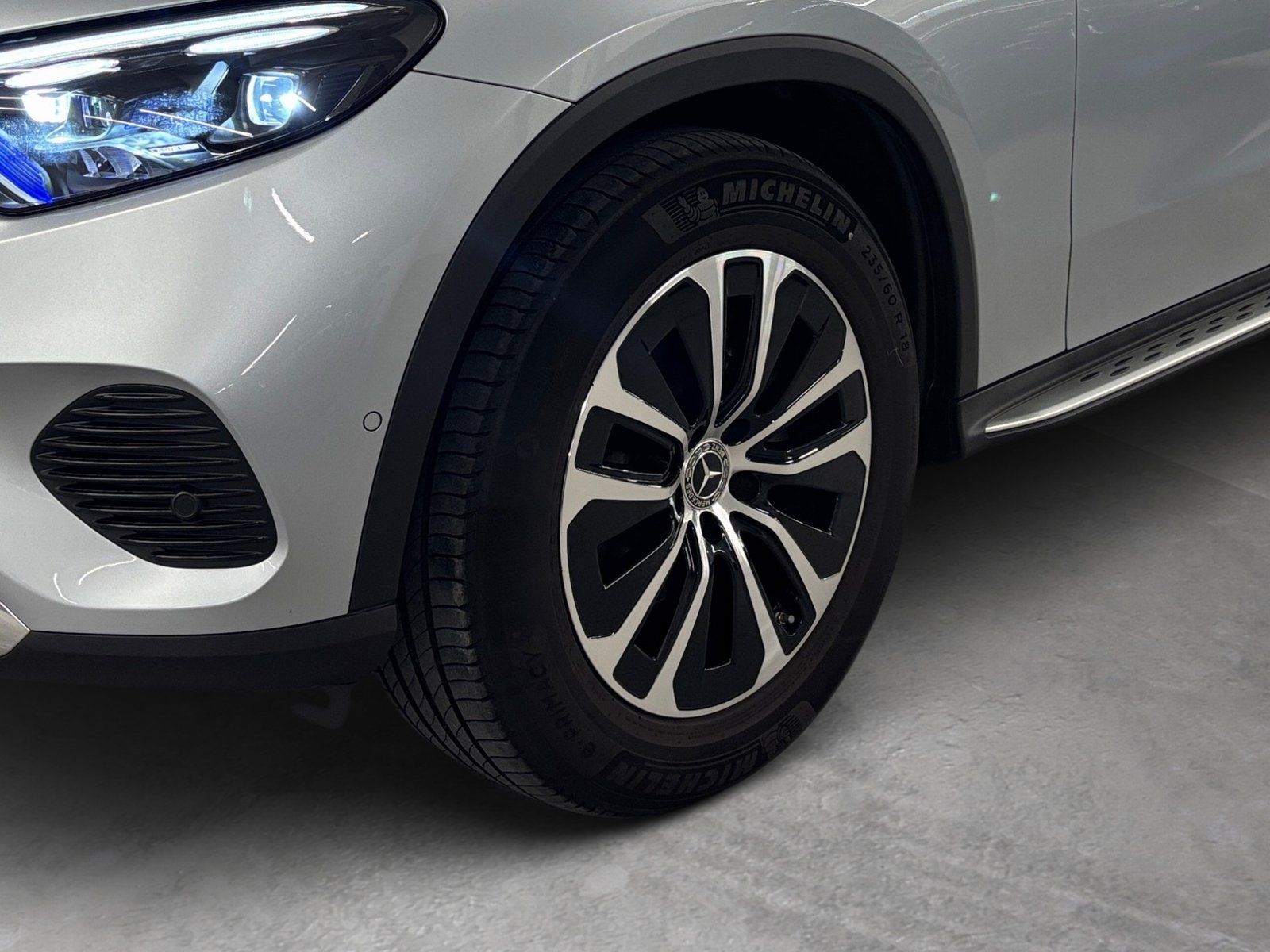 Fahrzeugabbildung Mercedes-Benz GLC 200 4M Avantgarde*AHK*Pano*360°*Digital*Memo