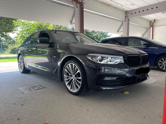 BMW 530d Lim. STANDH LED KAMERA 360 HEADUP KEYLE