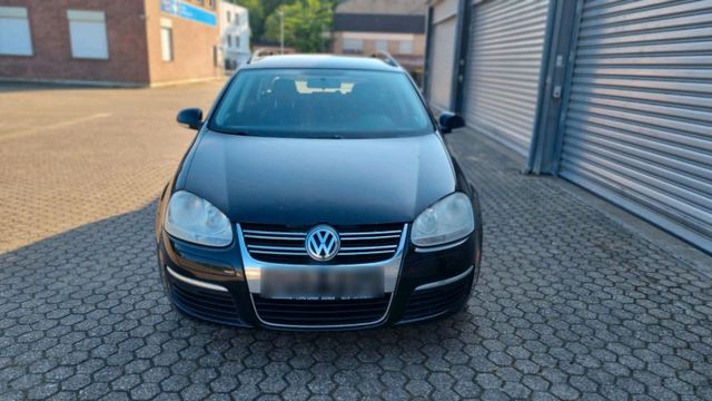 Volkswagen VW JETTA 2,5 LITER BENZINER MIT 170PS