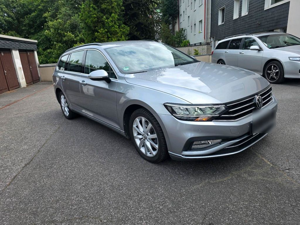 Image of Volkswagen Passat Variant
