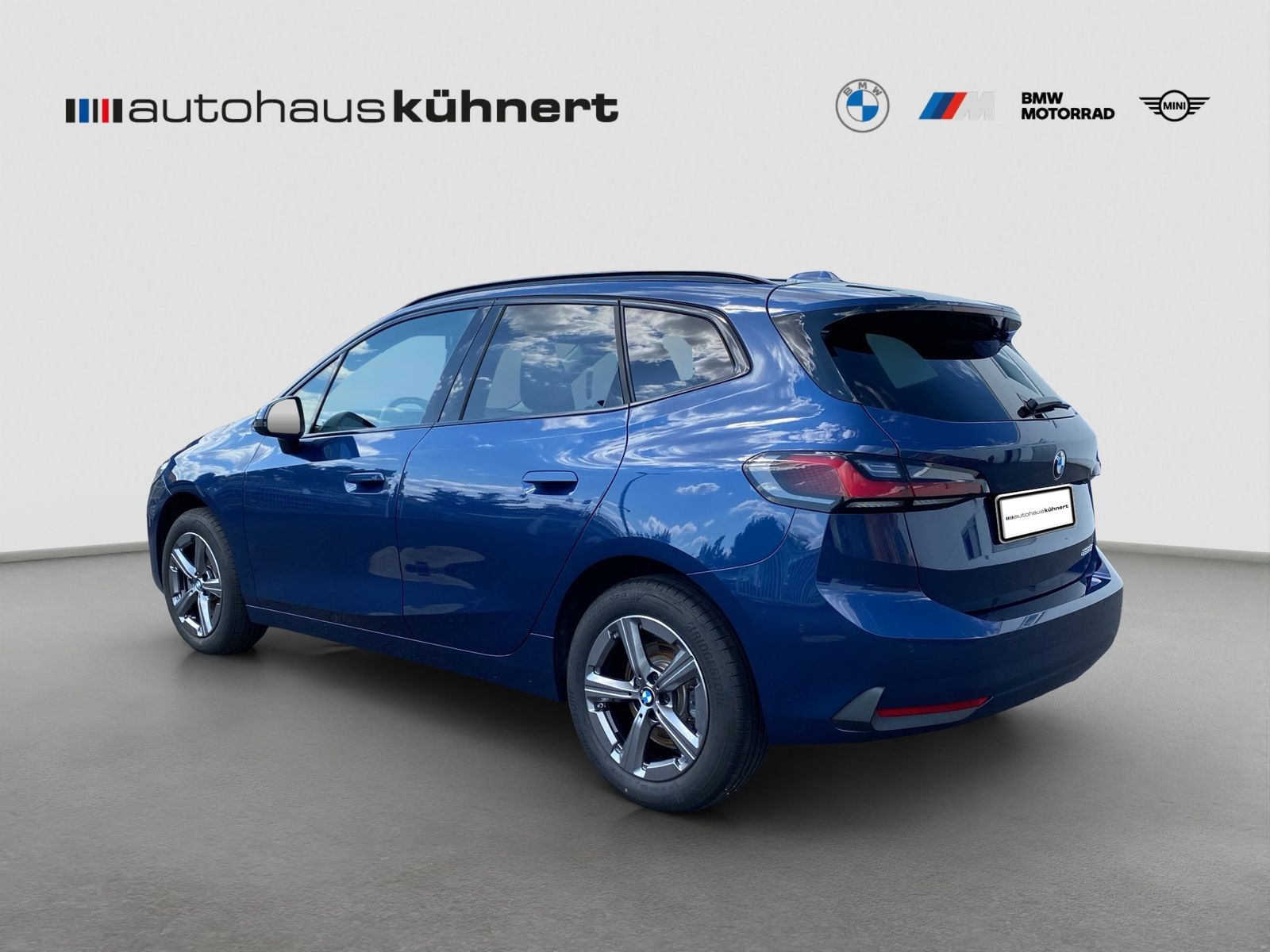 BMW 220i Active Tourer LED SpurAss AHK HiFi Navi RFK foto 5