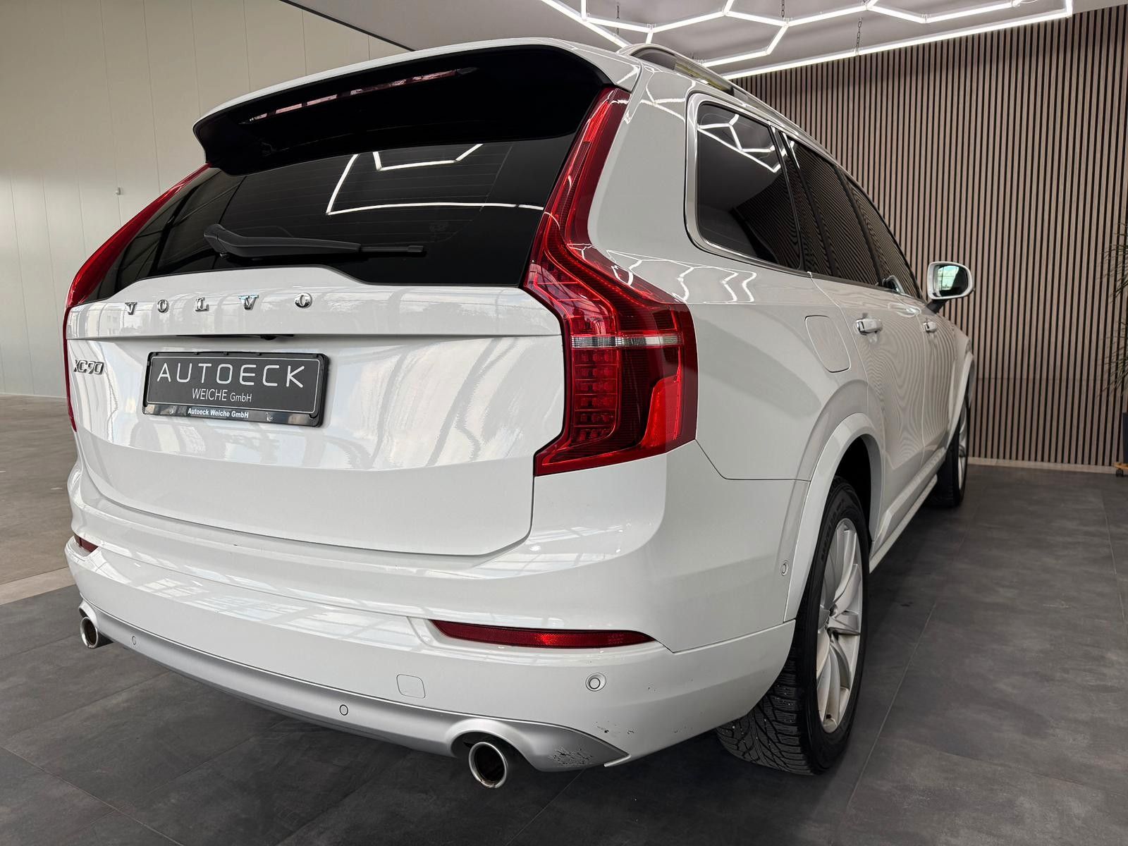 Volvo XC 90 Momentum 2.0D 2WD 7-Sitzer LED 360° Kamera foto 4
