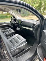 Toyota Proace (Verso) 2,0-l-D-4D 130kW L1 Executive... - Toyota in Berlin: Proace