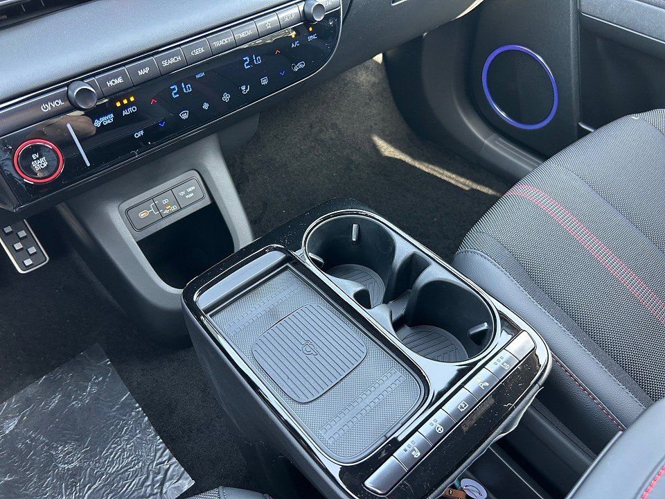 Fahrzeugabbildung Hyundai IONIQ 5 MY25 84kWh N LINE 570KM-RANGE MATRIX+NAV