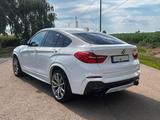 BMW X4 M40 M40i - - weiße BMW X4 M40