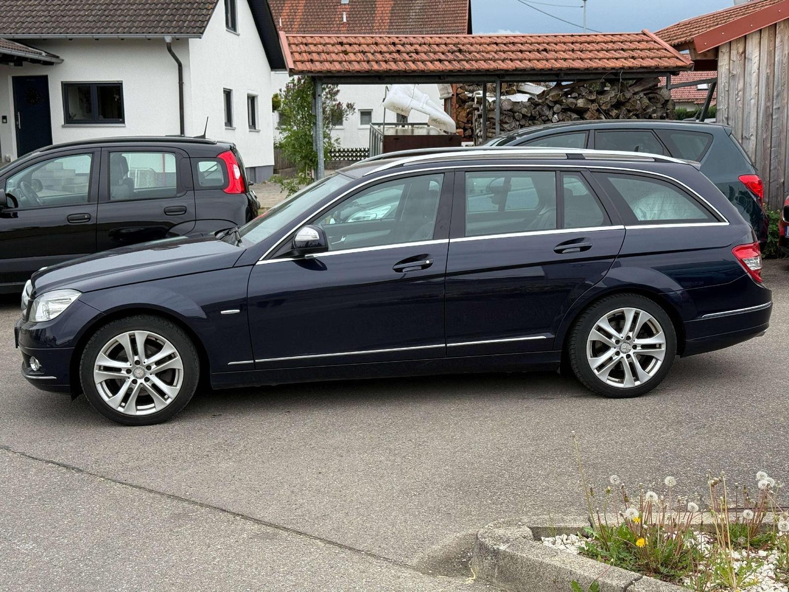 Mercedes-Benz C230 2008 — engine 2.496 cm³, 204 HP (150kW)