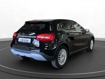 Mercedes GLA 180 - 4