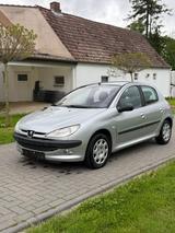 Peugeot 206 1.4 Benzin, Klima, Bluetooth, ... - Peugeot 206 in Bremen