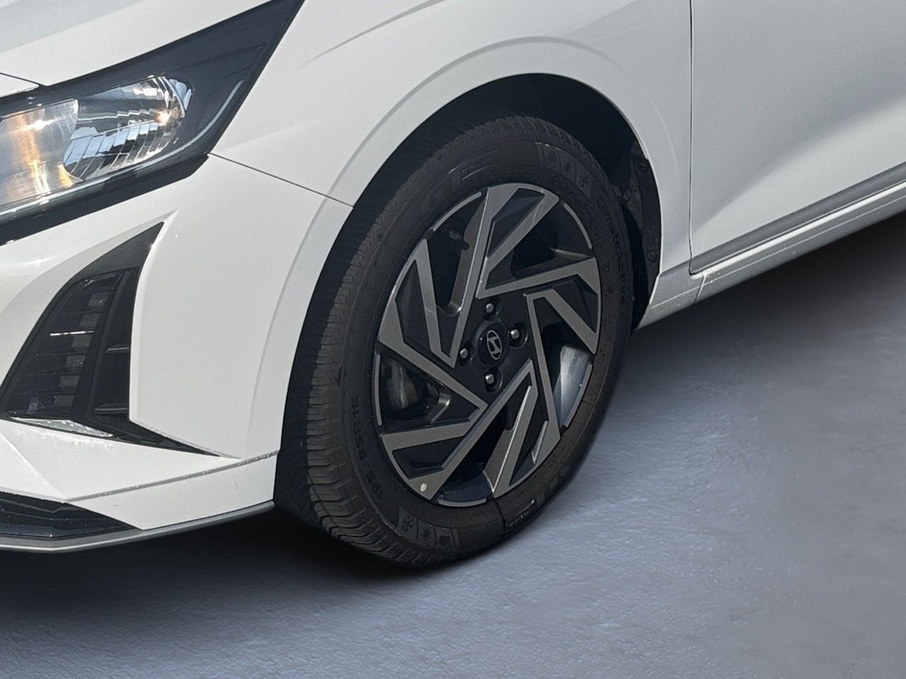 Fahrzeugabbildung Hyundai i20 TREND CARPLAY*SHZ*LHZ*NAVI*USB*TOUCH*KAMERA