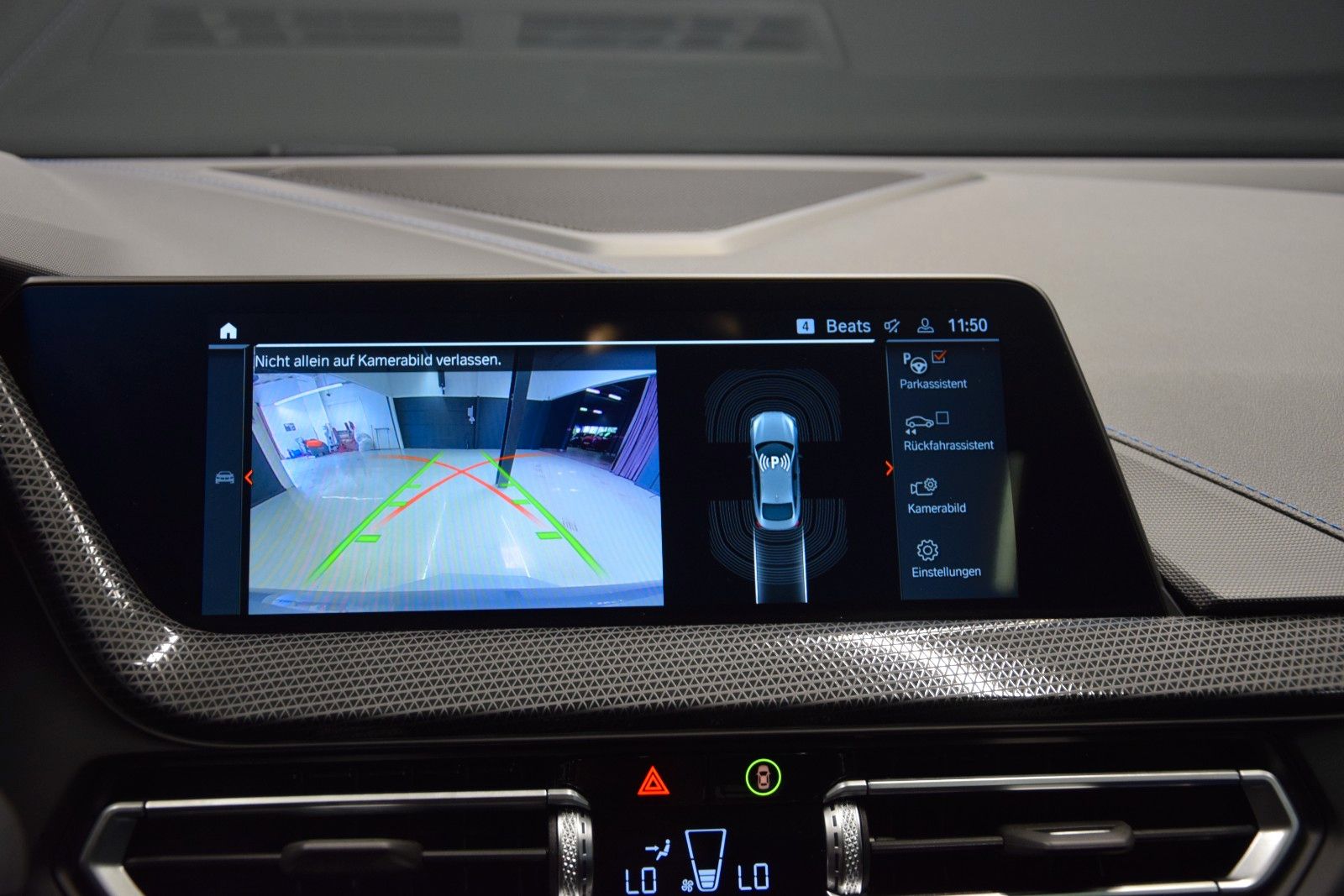 Fahrzeugabbildung BMW 218 i M Sport Gran Coupé HuD Pano Schale ACC