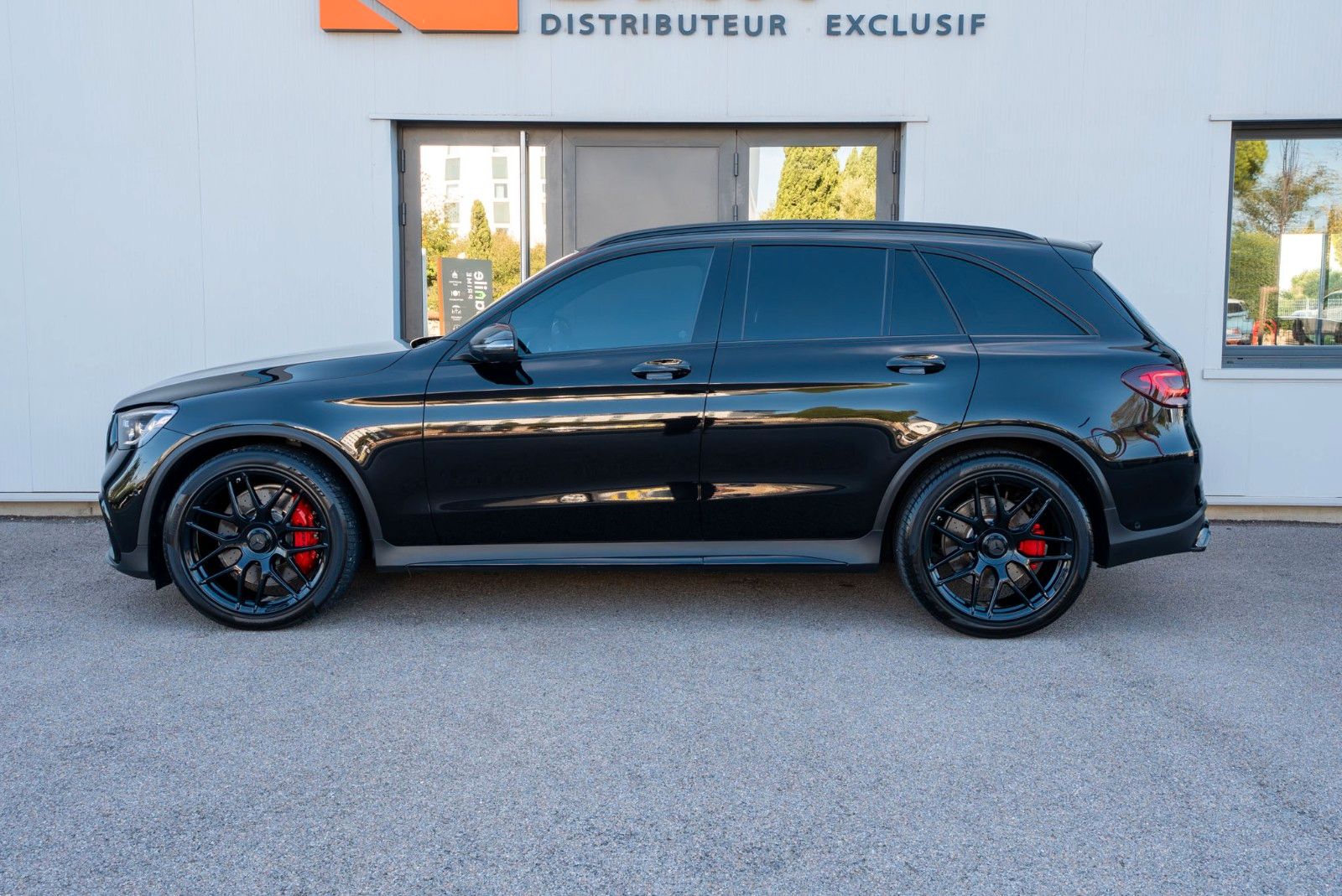 Mercedes-Benz GLC 63S AMG*Over-equipped vehicle imagem 3