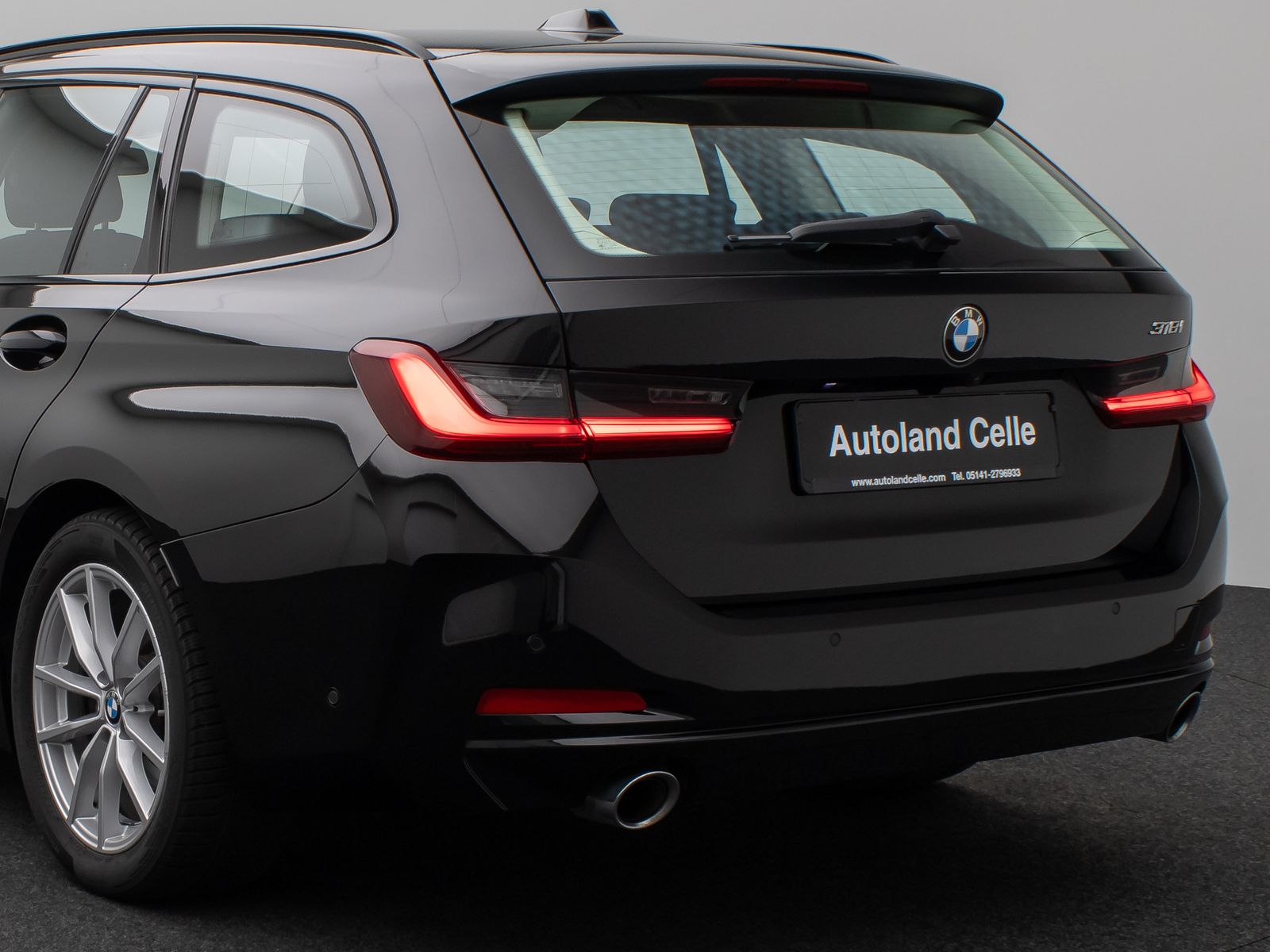 Fahrzeugabbildung BMW 318i Kamera DAB Sportlenkrad CockPit+ Alarm LED