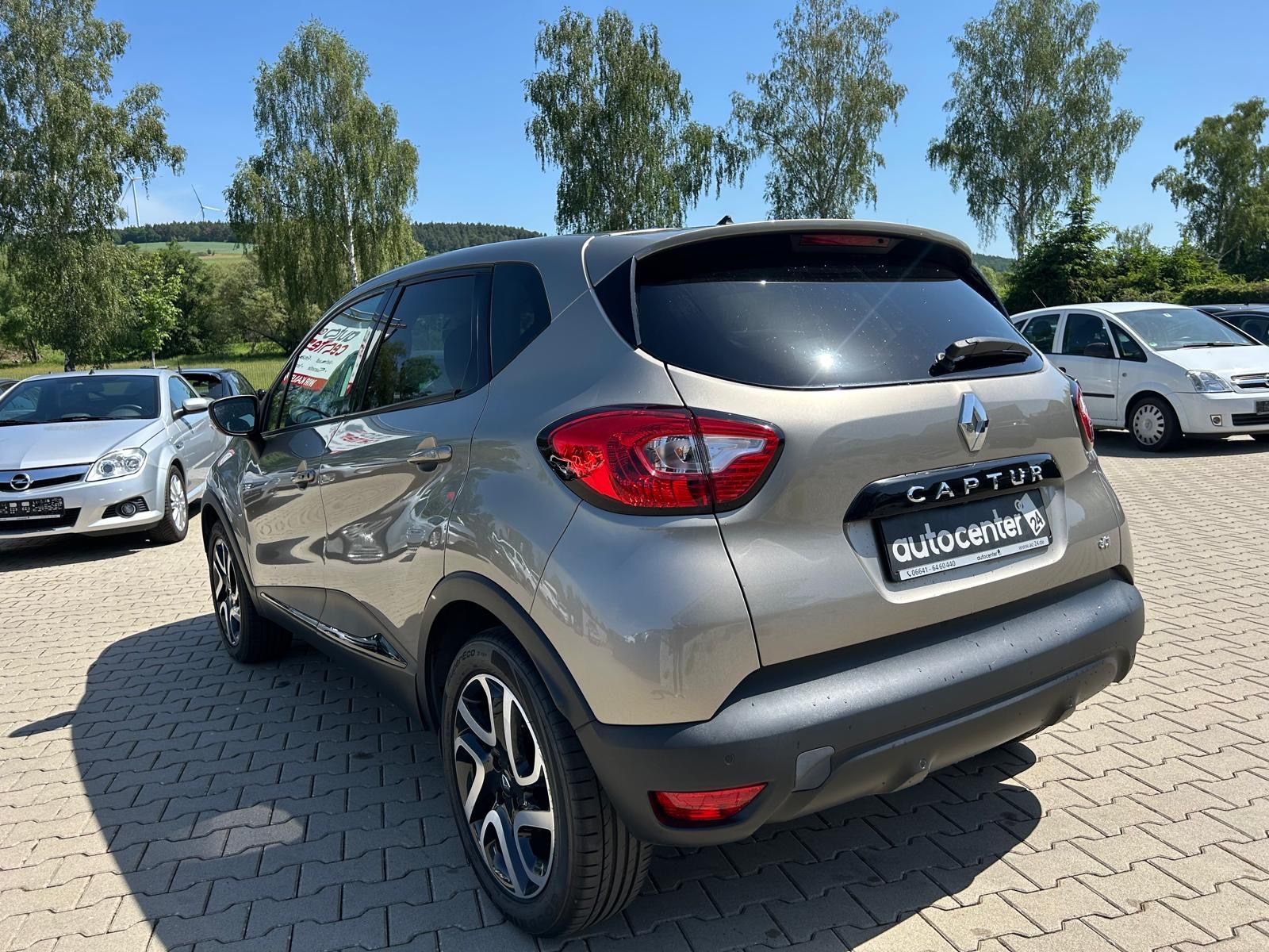 Fahrzeugabbildung Renault Captur Luxe°Automatik°Navi°