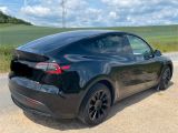 Tesla Model Y  Dual Motor AWD + AHK, Helle Sitze - Tesla Model Y aus 2022