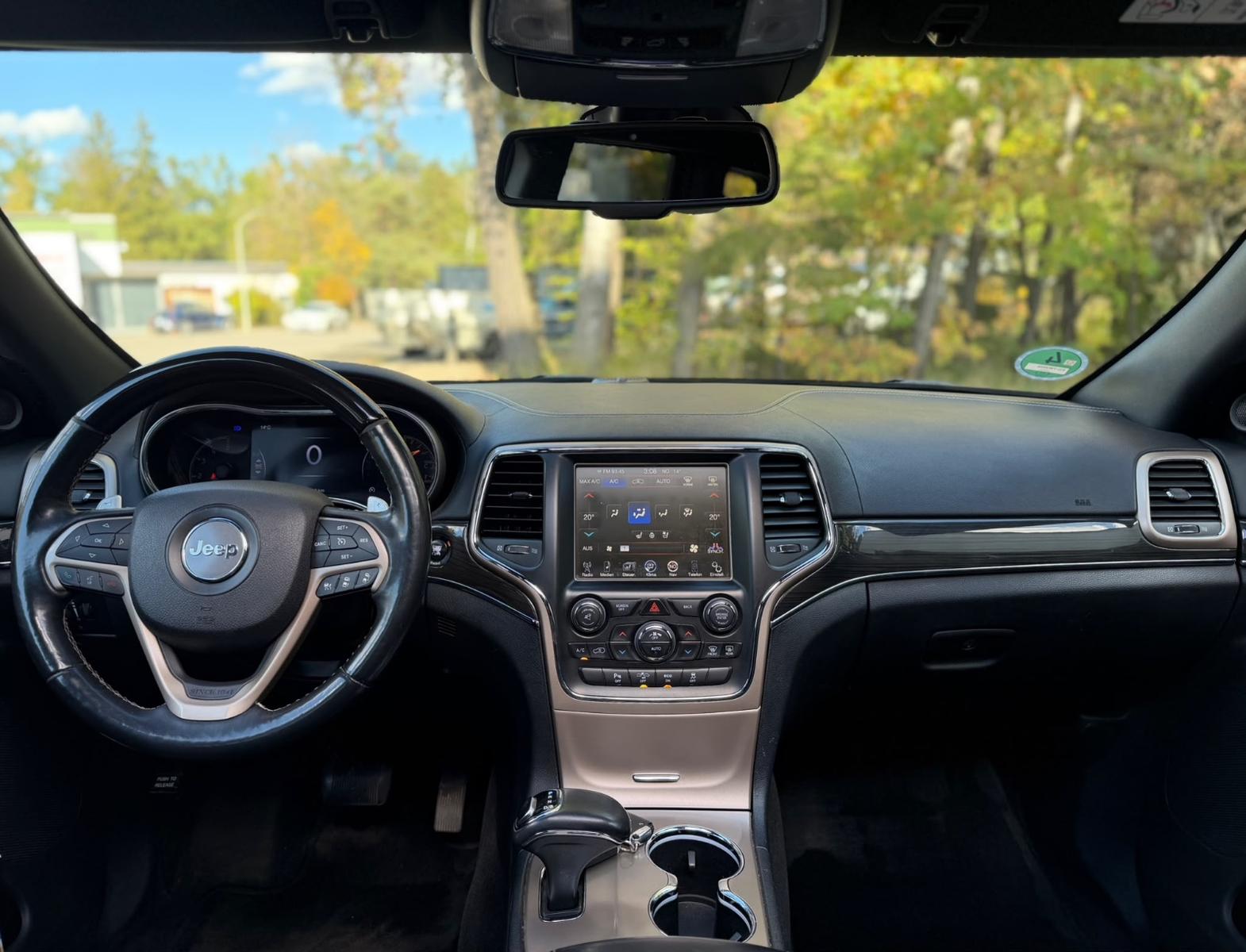 Jeep Grand Cherokee Overland 3.0 V6 CRD 250 ch BVA 4x4 / 162 000 km / Toit panoramique / Cuir Nappa / Caméra / Attelage