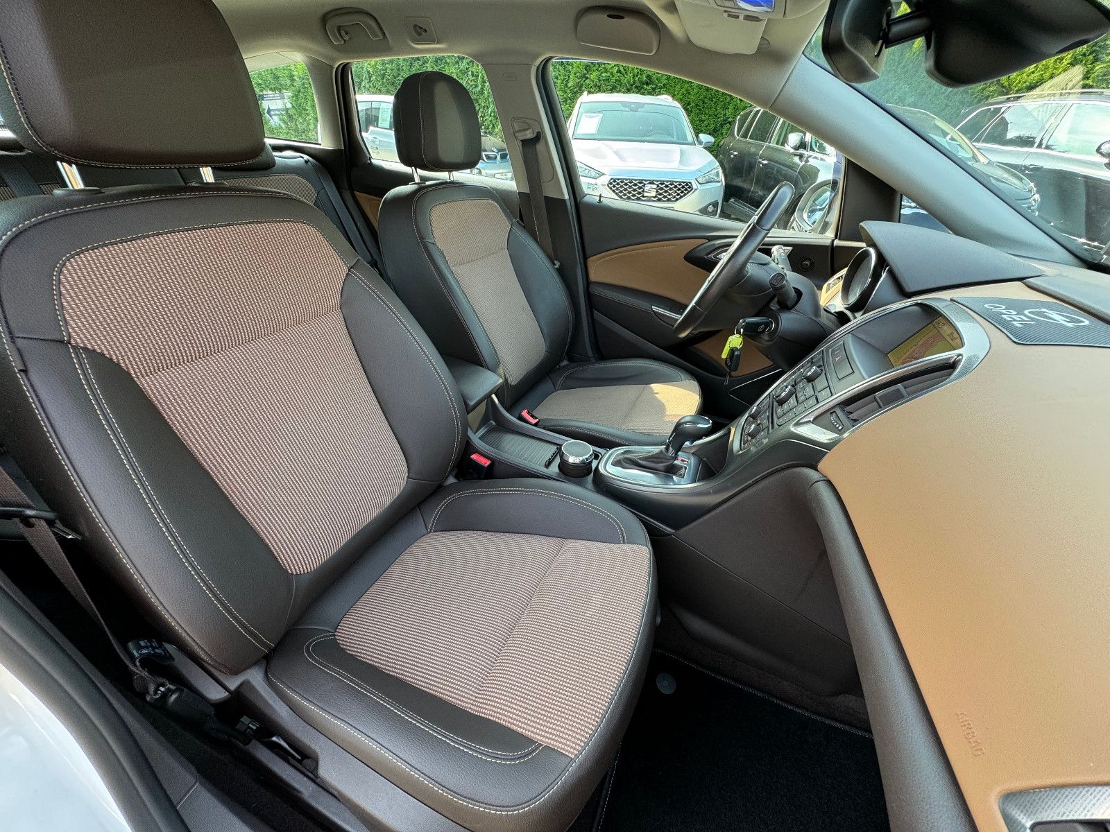 OPEL Astra, 2012, Benzin, 140 PS