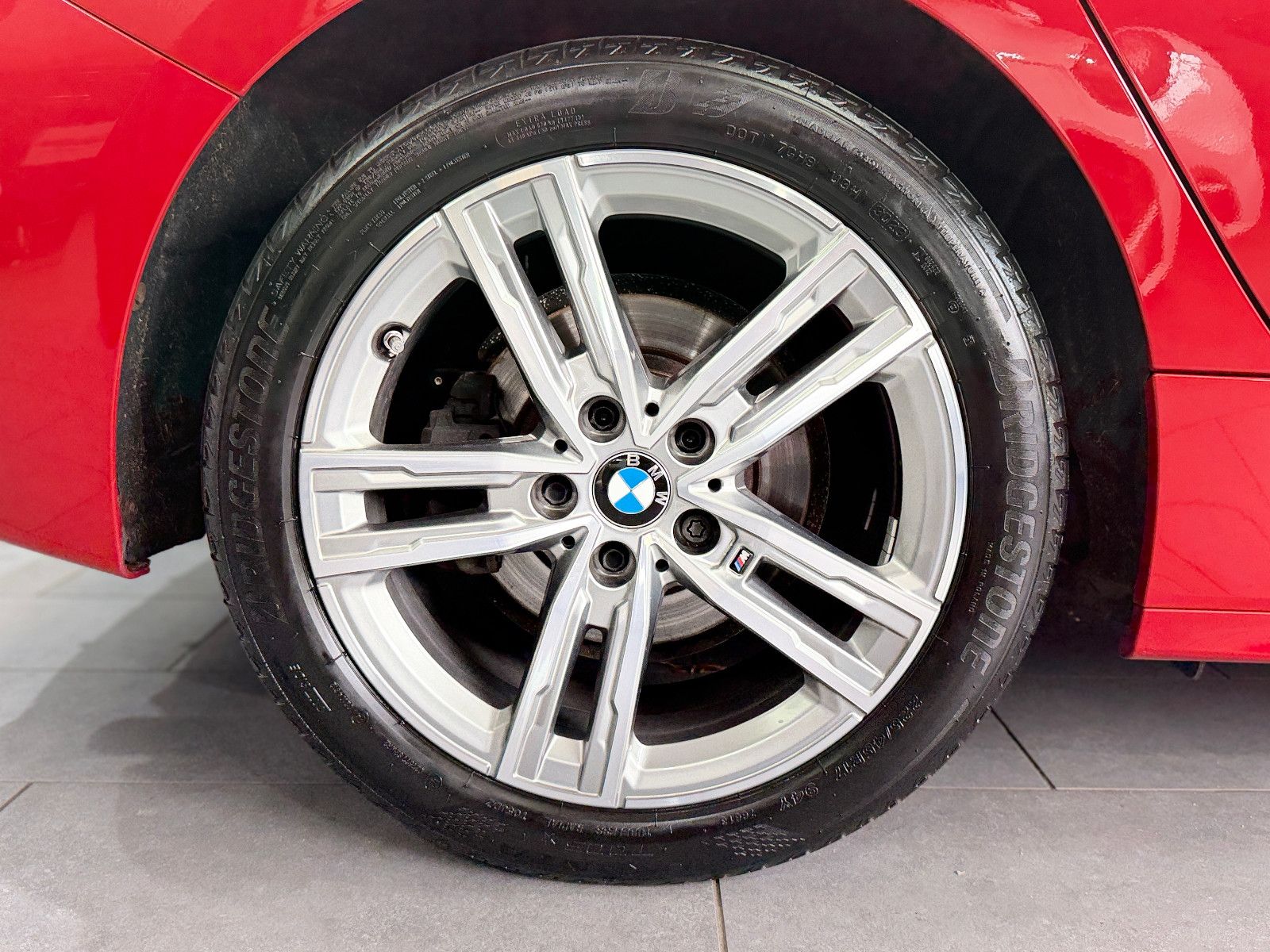 Fahrzeugabbildung BMW 118 d M Sport|HIFI|RF-CAM|DIG-TACHO|NAVI