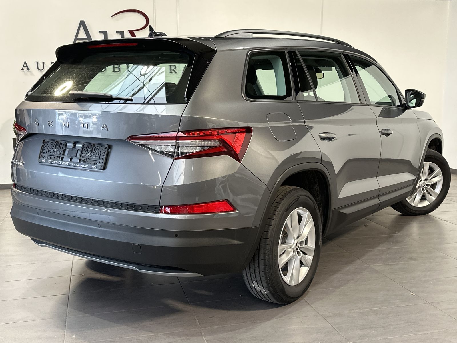 Fahrzeugabbildung SKODA Kodiaq 1.5 TSI Active NAV+LED+CARPLAY+TEMPOMAT