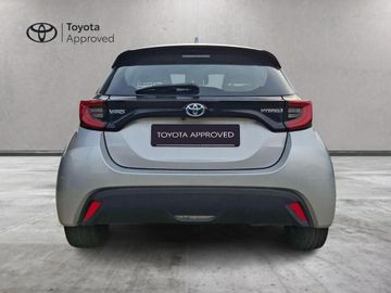 Toyota Yaris - 12
