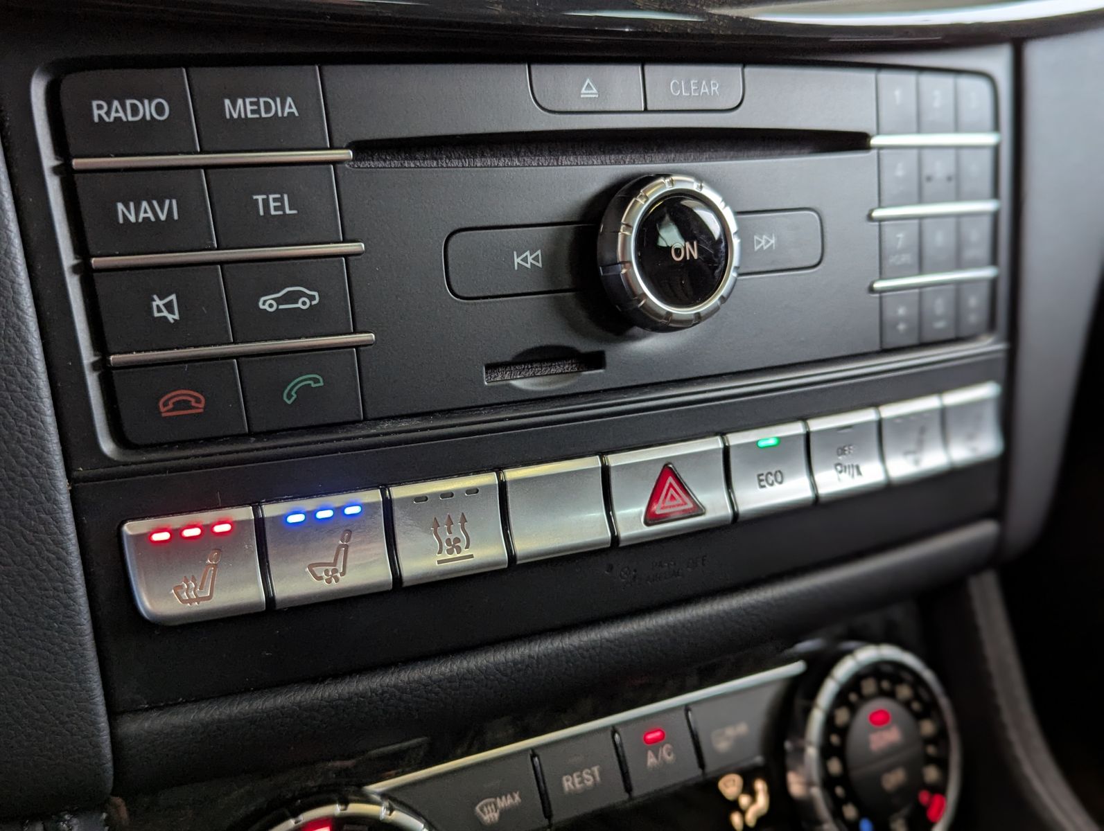 MERCEDES-BENZ CLS 350 d 4Matic AMG StHz. Multibeam Memory 360° - Image 21