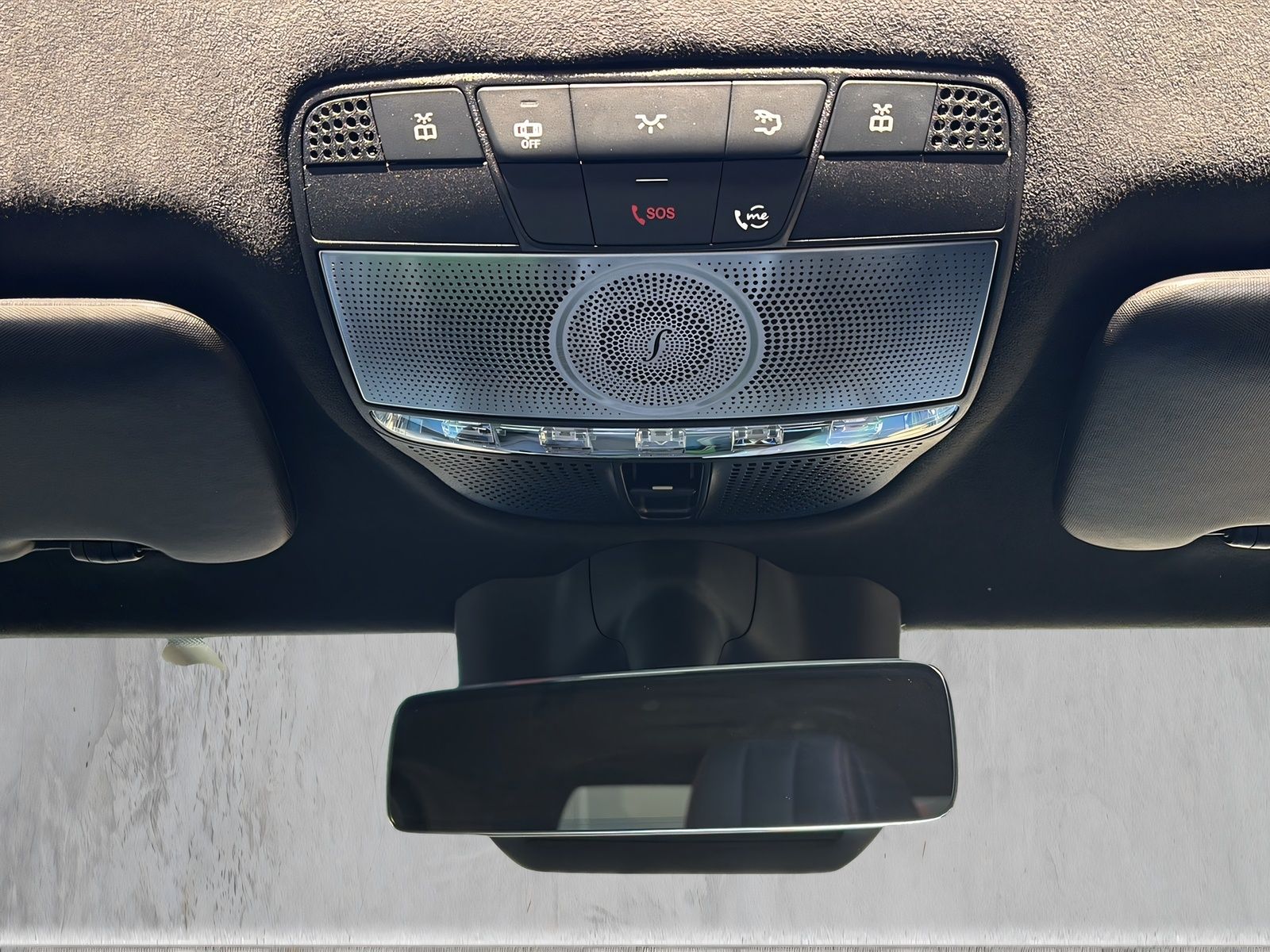 Fahrzeugabbildung Mercedes-Benz G 63 AMG NIGHT GSHD 360° BURMESTER AHK MULTIBEAM