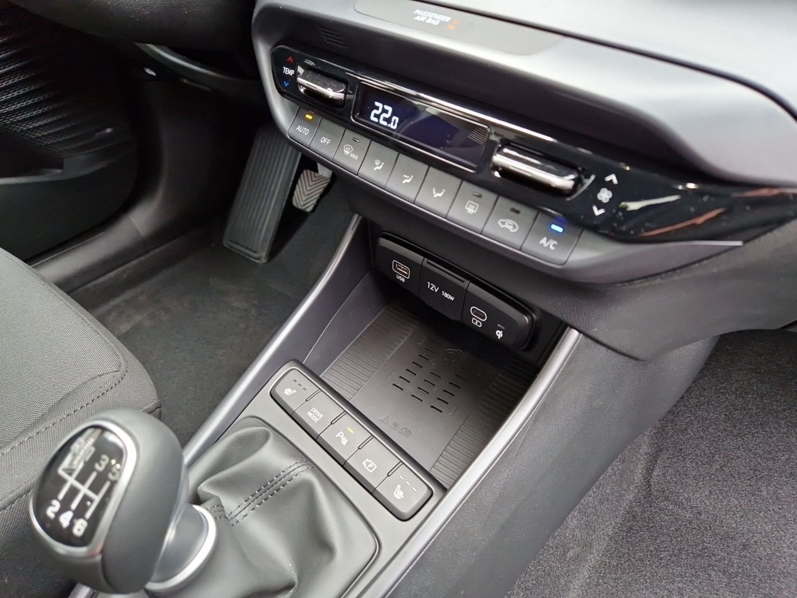 Fahrzeugabbildung Hyundai i20 1.0 T-Gdi PRIME iMT 48V RFK LED NAVI BOSE