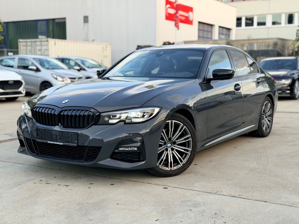 Image of BMW 320